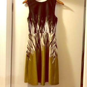 Print Vince camuto dress!